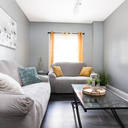 3Br Gem Near Falls-Sleeps 6 Comfortably نياغارا فالس، نيويورك المظهر الخارجي الصورة
